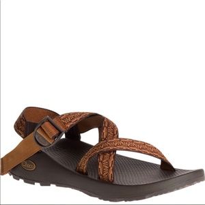 Men’s Orange Pattern Chacos Size 10